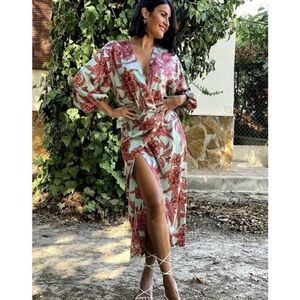 NWT Zara floral dress